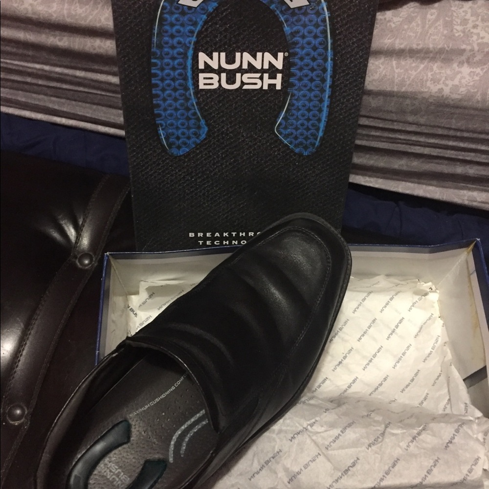 Nun Bush Comfort Gel Black Shoe - Picture 2 of 3
